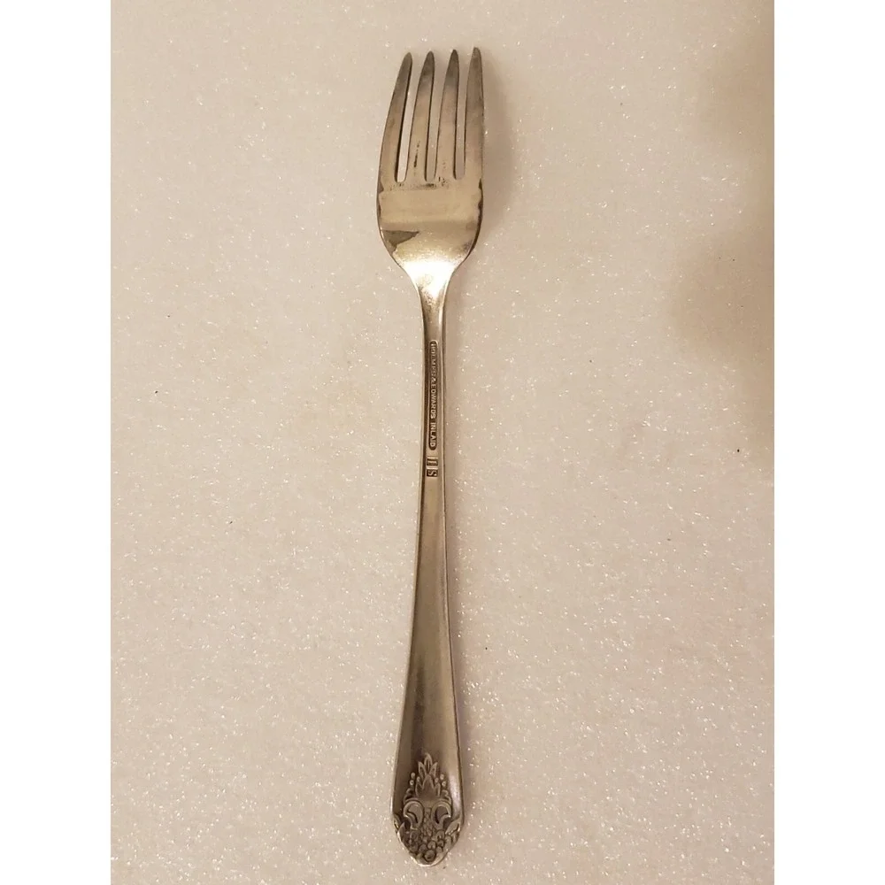 Holmes & Edwards Inlaid 1S‎ Dinner Fork